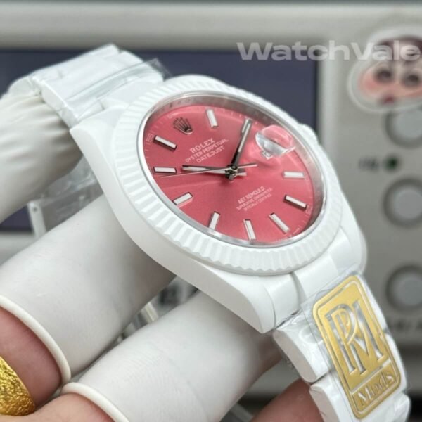 Rolex Datejust 126334-Style white ceramic fluted bezel side view replica