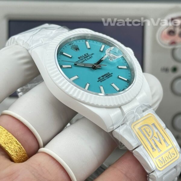 Rolex Datejust AET REMOULD turquoise dial close-up replica watch