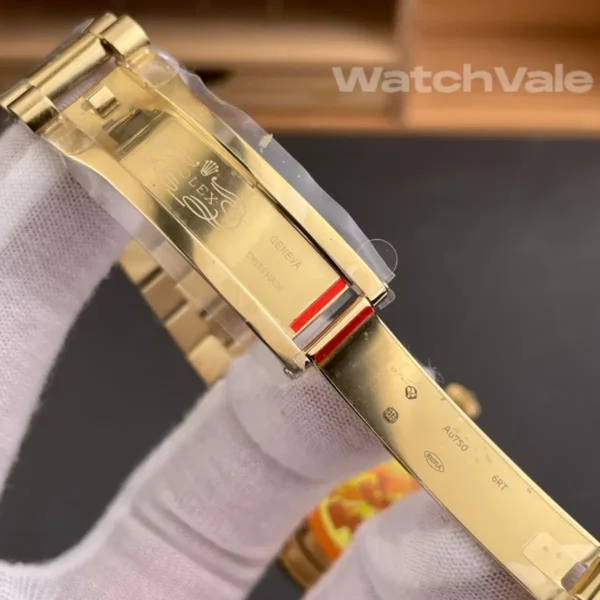 Rolex Day-Date 18238 fluted bezel side view replica
