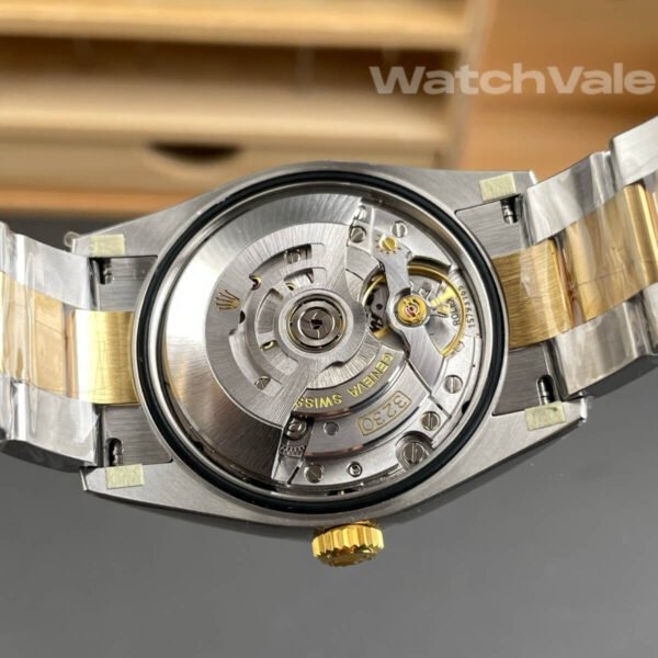 Black dial yellow Rolesor Rolex Explorer replica watch