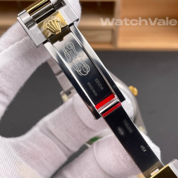 Rolex Explorer 36 124273 Oyster bracelet detail replica