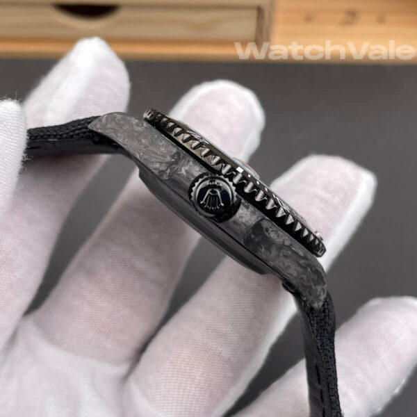 Black carbon fiber bezel Rolex Submariner Blaken replica watch