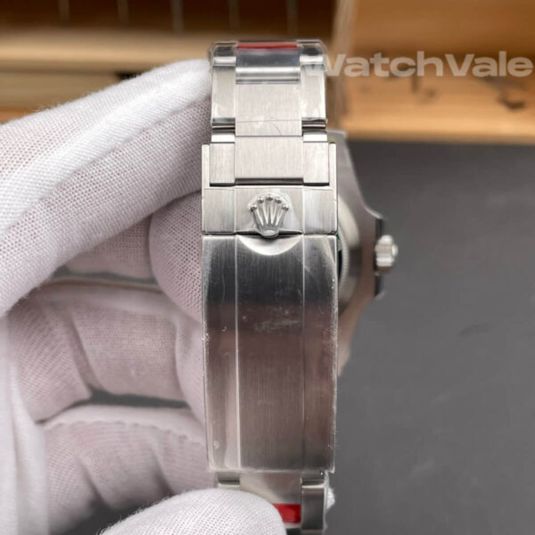 Rolex Submariner Hulk green dial Oyster bracelet replica watch