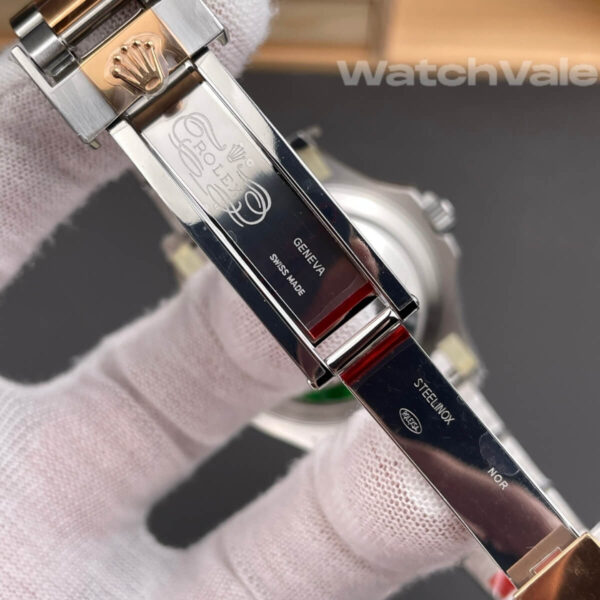 Rolex Yacht-Master 40 126621 Everose bracelet detail replica