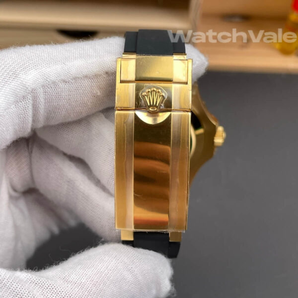 Rolex Yacht-Master black dial hour markers replica watch