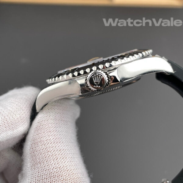Rolex Yacht-Master 42 226659 white gold Oysterflex replica on wrist