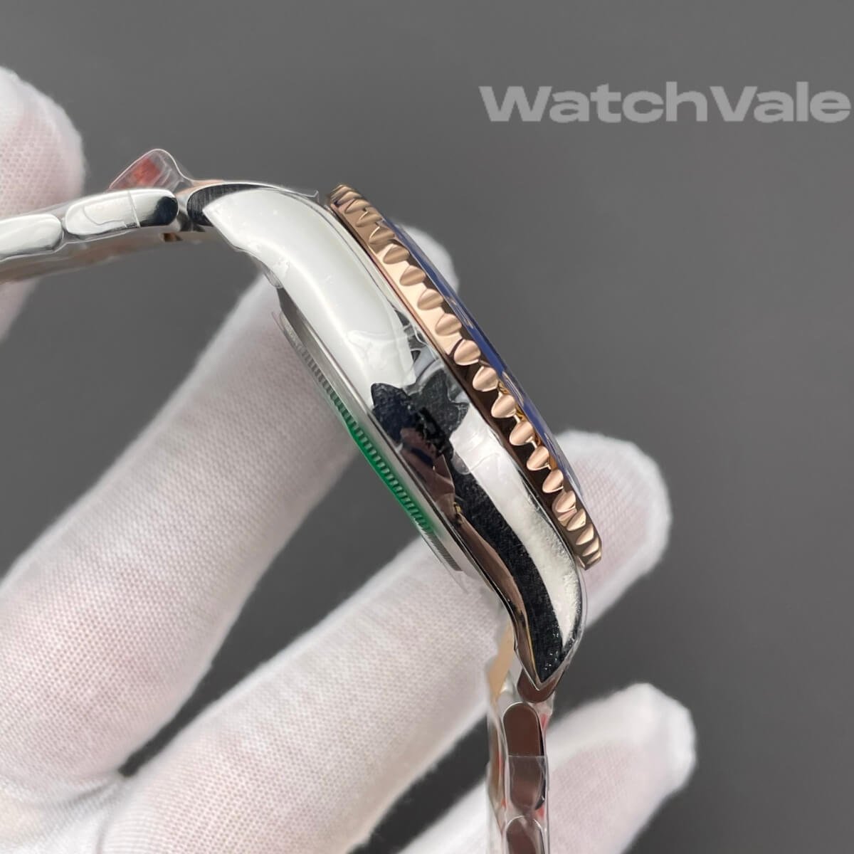 Blue Cerachrom Ring Command bezel Rolex Yacht-Master II replica watch