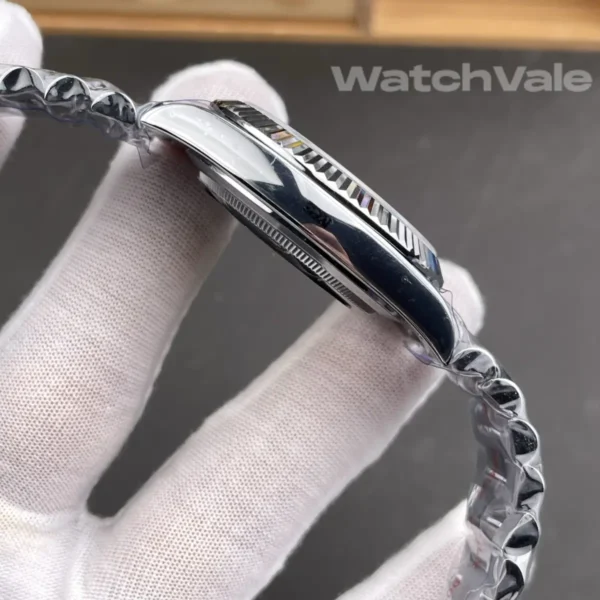 Rolex Day-Date Silver Dial Fluted Bezel President Bracelet Super Clone Replica - Image 7