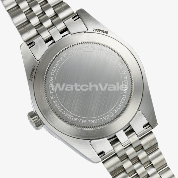 Tudor Black Bay GMT hand hour markers replica watch