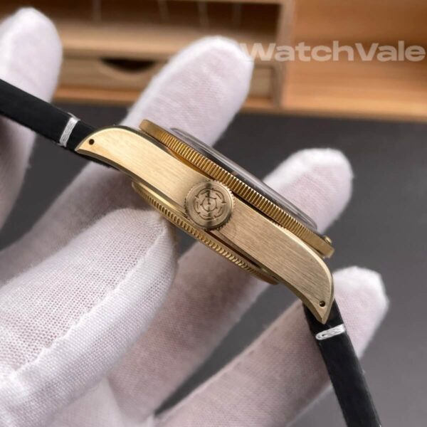 Tudor Black Bay Bronze black nubuck strap detail replica