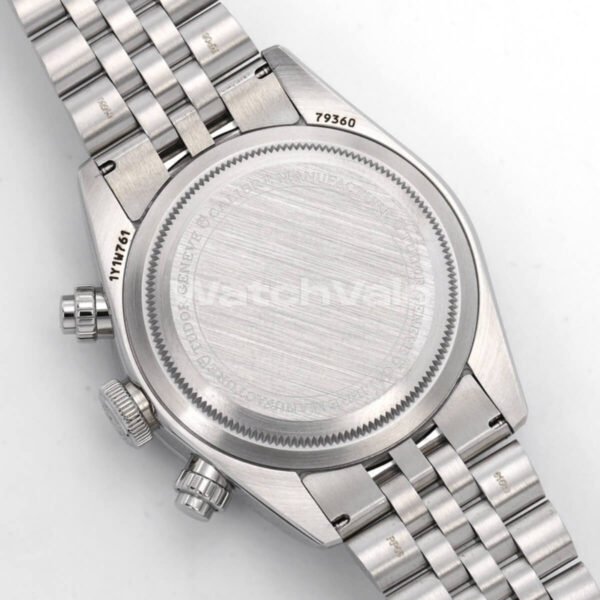 Tudor Black Bay Chrono 5-link bracelet detail replica