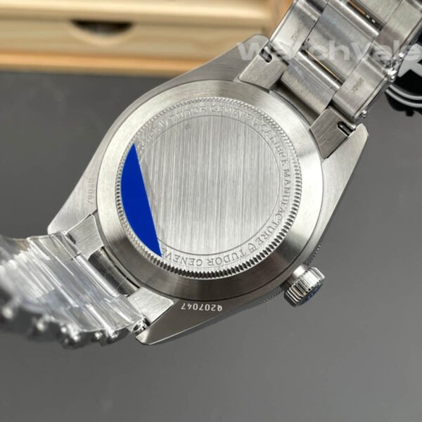 Tudor Black Bay Fifty-Eight 79030B blue bezel side view replica
