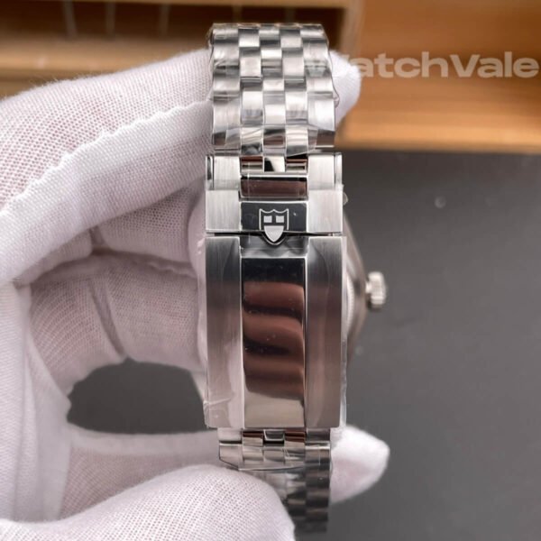Tudor Black Bay GMT hand hour markers replica watch
