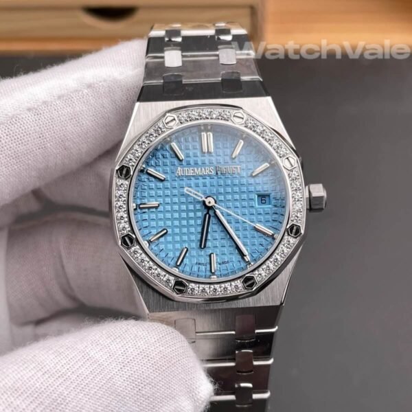 Audemars Piguet Royal Oak white gold hour markers replica watch