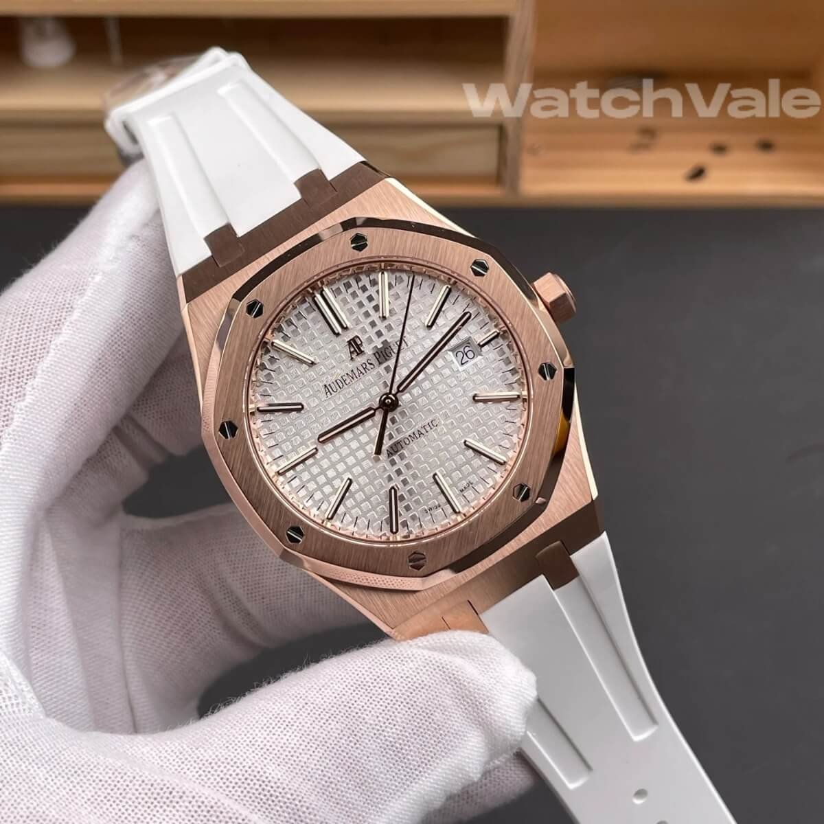 Audemars Piguet Royal Oak Selfwinding 15400OR silver dial rose gold best replica
