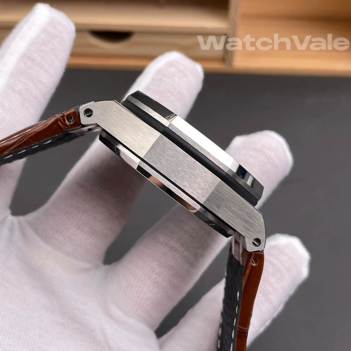 Audemars Piguet Royal Oak Offshore Safari 42mm brown leather strap replica on wrist