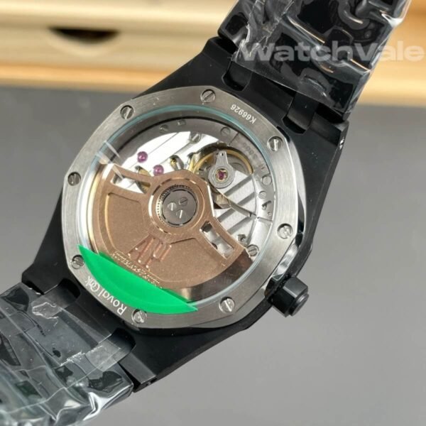 Audemars Piguet Royal Oak Selfwinding 34mm black ceramic bracelet replica on wrist