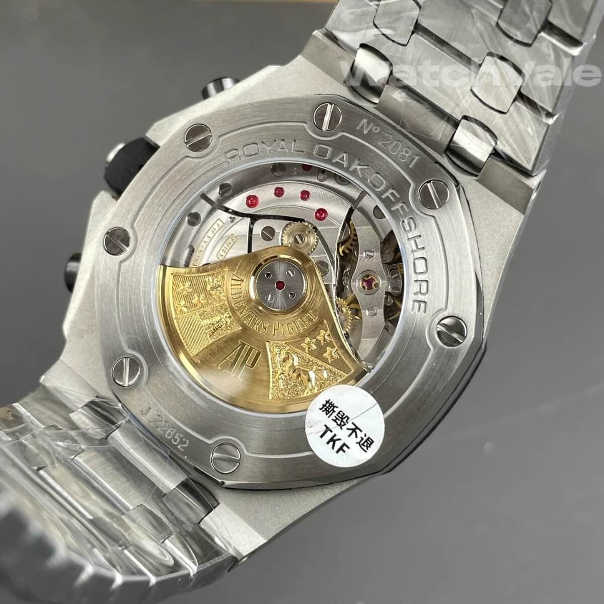 Audemars Piguet Royal Oak Offshore Safari 42mm stainless steel bracelet replica on wrist