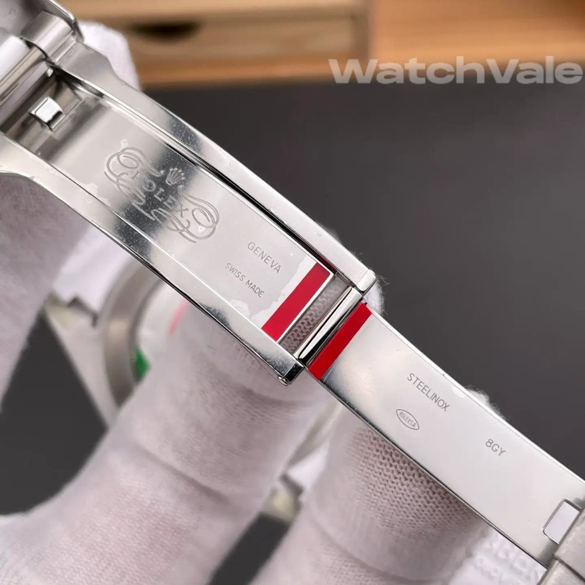 Rolex Explorer II 226570 white rubber strap detail super clone