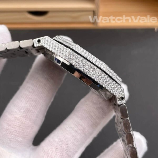 Full pavé diamond dial diamond-set bezel Audemars Piguet Royal Oak replica watch