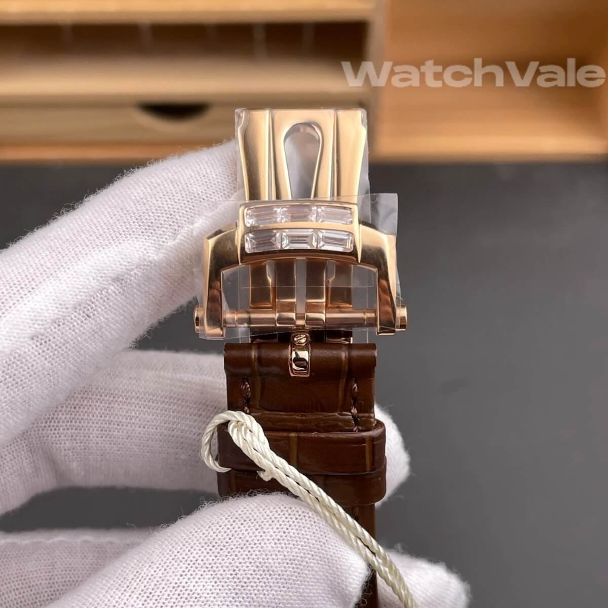 Patek Philippe Nautilus brown alligator strap detail super clone