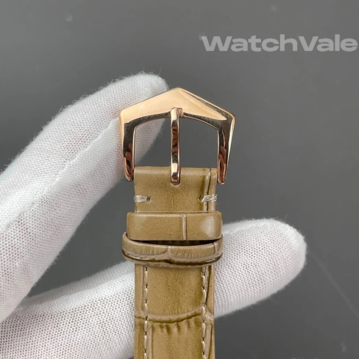 Patek Philippe Calatrava beige alligator strap detail super clone