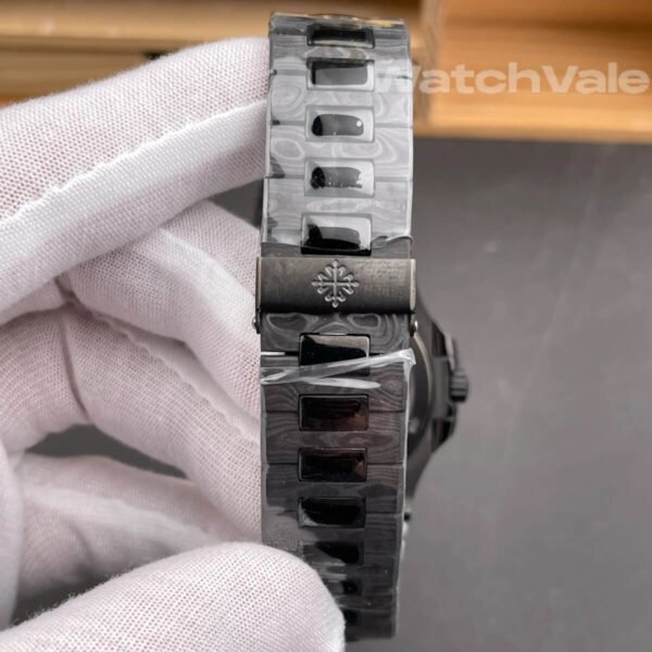 Patek Philippe Nautilus 5711 DiW full carbon bracelet detail super clone