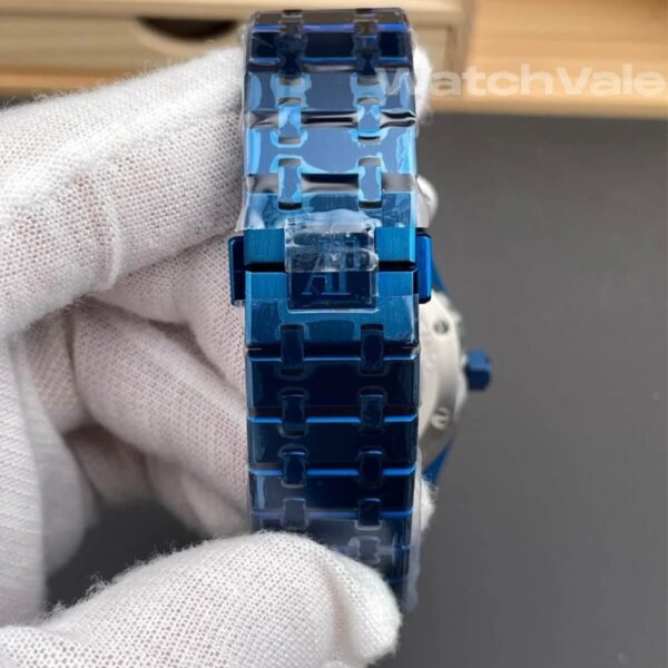 Audemars Piguet Royal Oak Perpetual Calendar blue ceramic bracelet detail replica