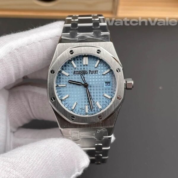 Audemars Piguet Royal Oak white gold hour markers replica watch